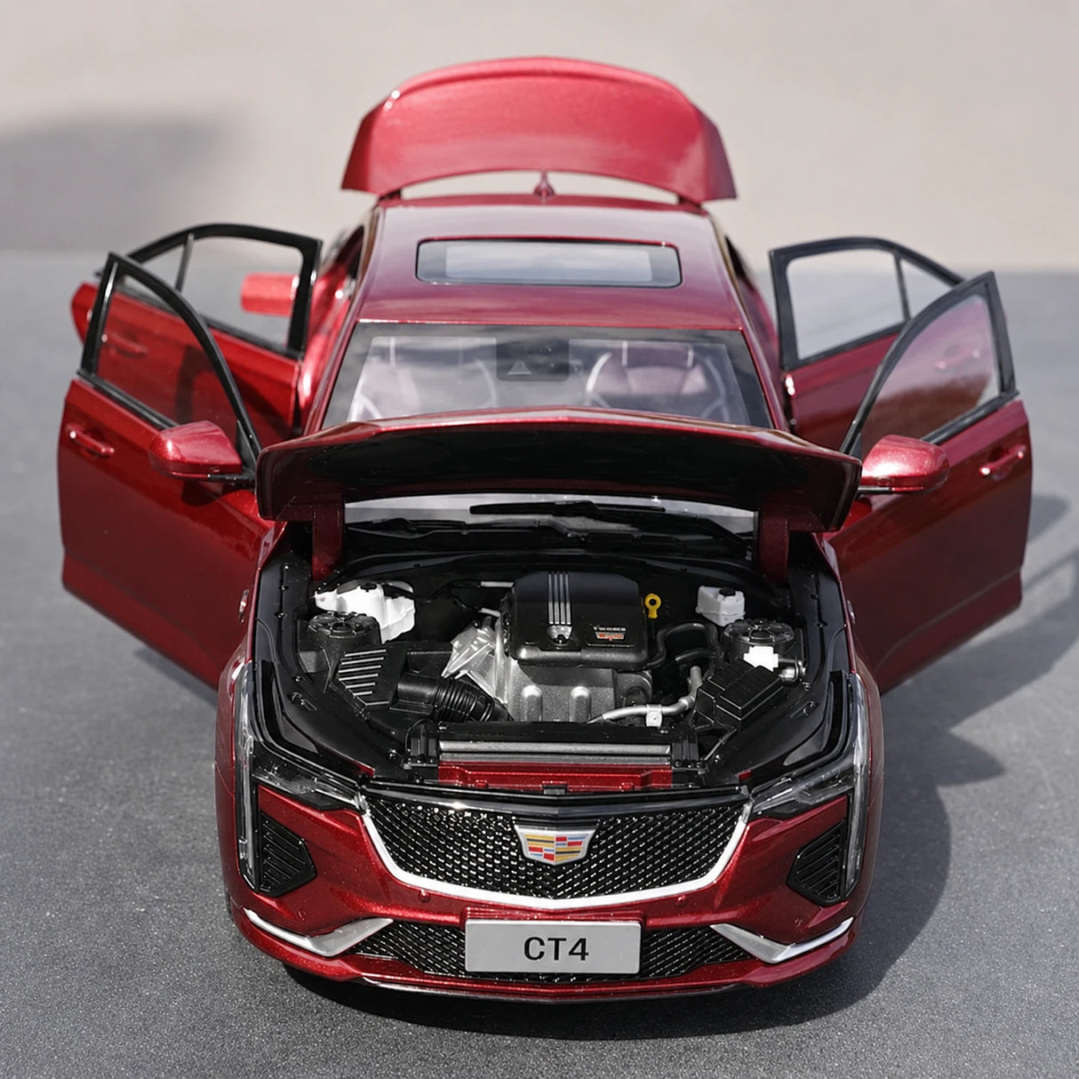 OEM Cadillac 2020 CT4 Red 1:18 – Collectible Diecast Model Die-Cast