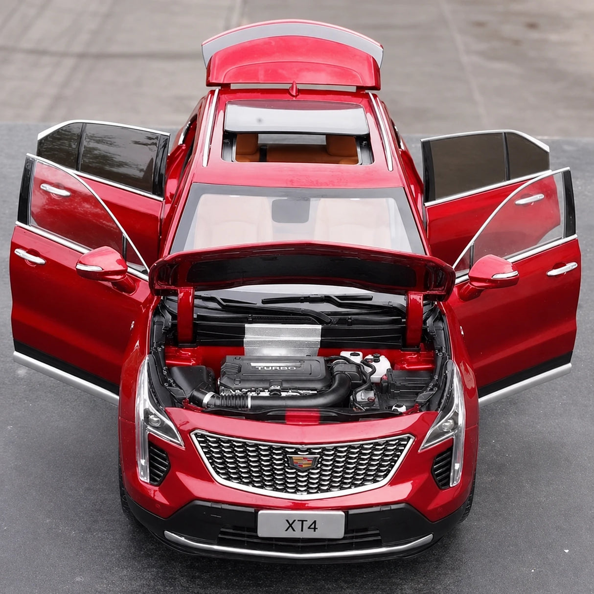 OEM Cadillac 2022 XT4 Red 1:18 – Collectible Diecast Model Die-Cast