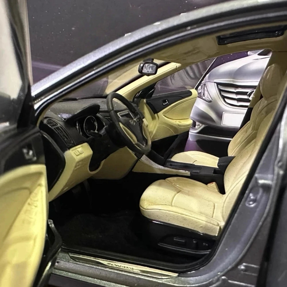 OEM Hyundai 2010 Sonata Gray 1:18 – kolekcjonerski model odlewany