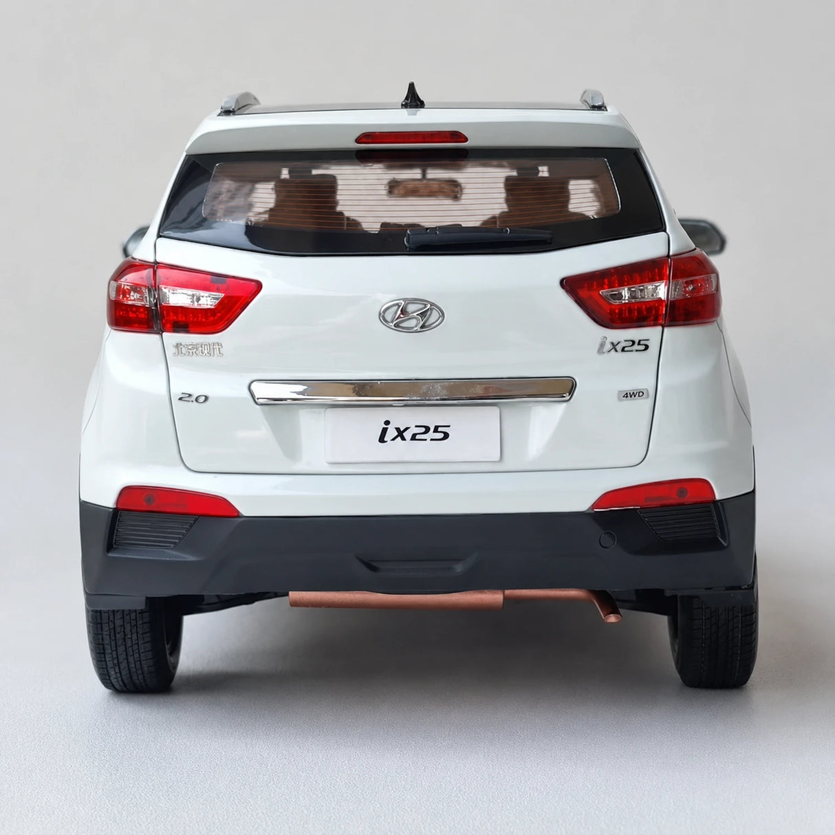 OEM Hyundai 2015 IX25 White 1:18 – Collectible Diecast Model Die-Cast