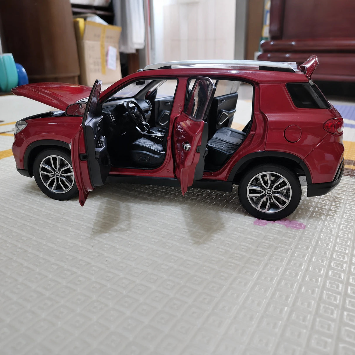 OEM Hyundai 2019 ix35 Red 1:18 – Sammelobjekt, Druckgussmodell, Druckguss