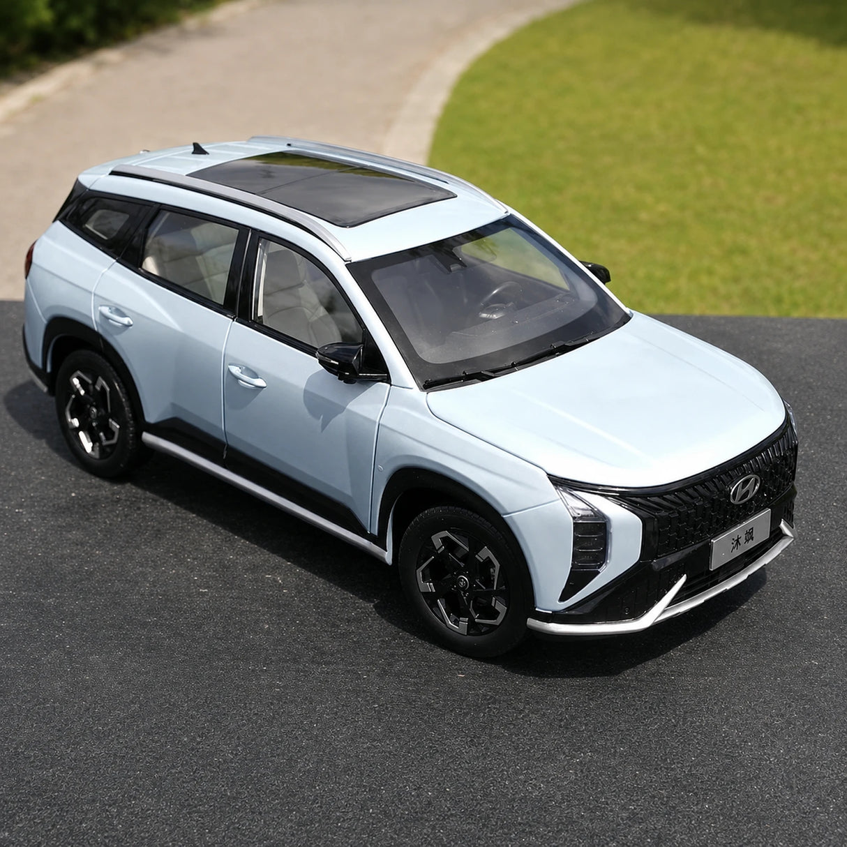 OEM Hyundai 2023 Mufasa Blue 1:18 – kolekcjonerski model odlewany