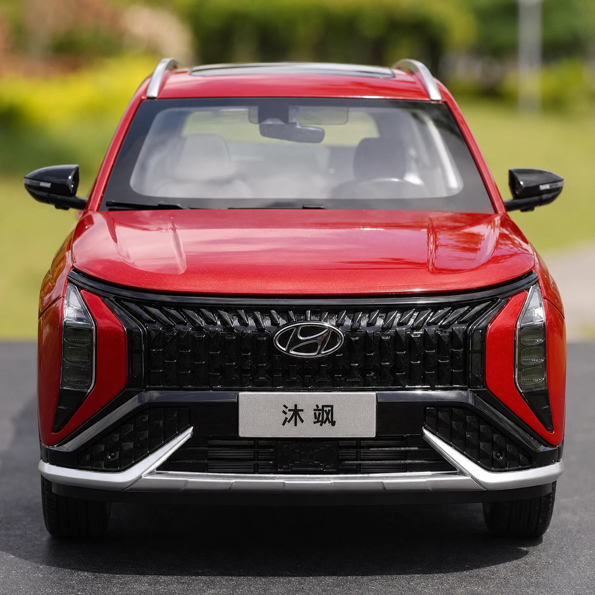 OEM Hyundai 2023 موفاسا ريد 1:18 – نموذج معدني قابل للجمع