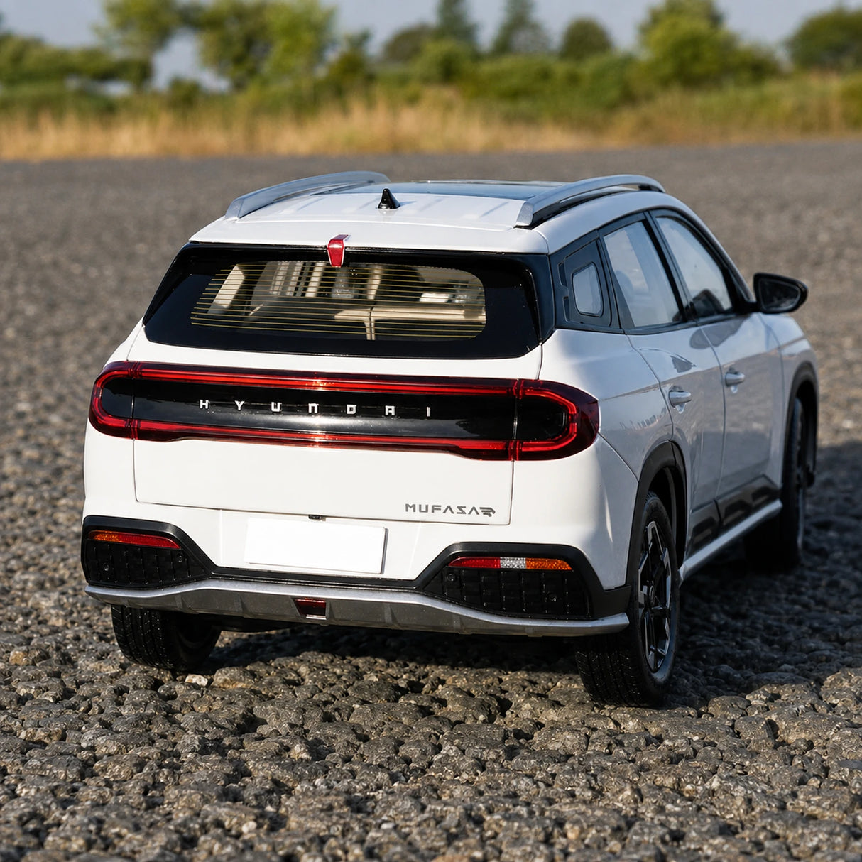 OEM Hyundai 2023 موفاسا وايت 1:18 – نموذج معدني قابل للجمع من القالب المصبوب