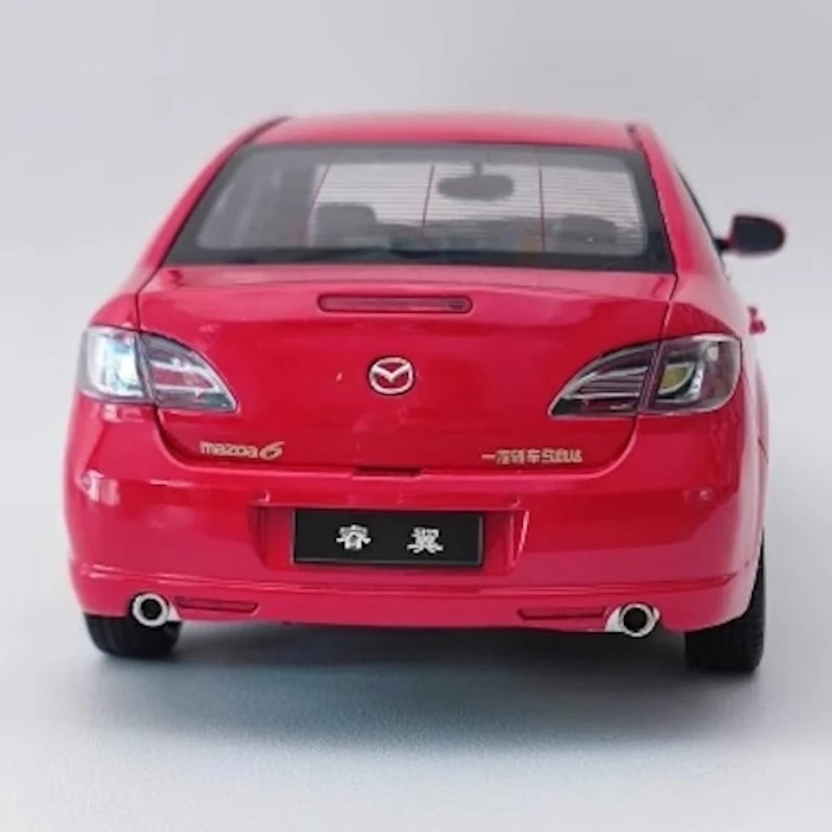 OEM Mazda 2008 6 Red 1:18 – kolekcjonerski model odlewany