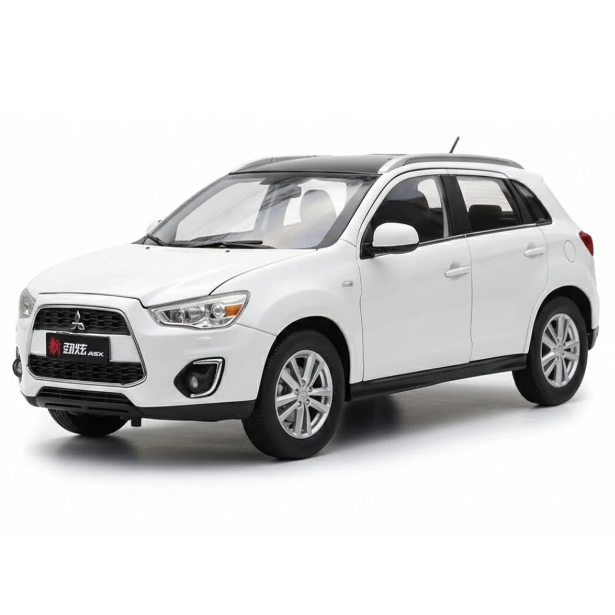 OEM Mitsubishi 2013 ASX White 1:18 – Collectible Diecast Model Die-Cast