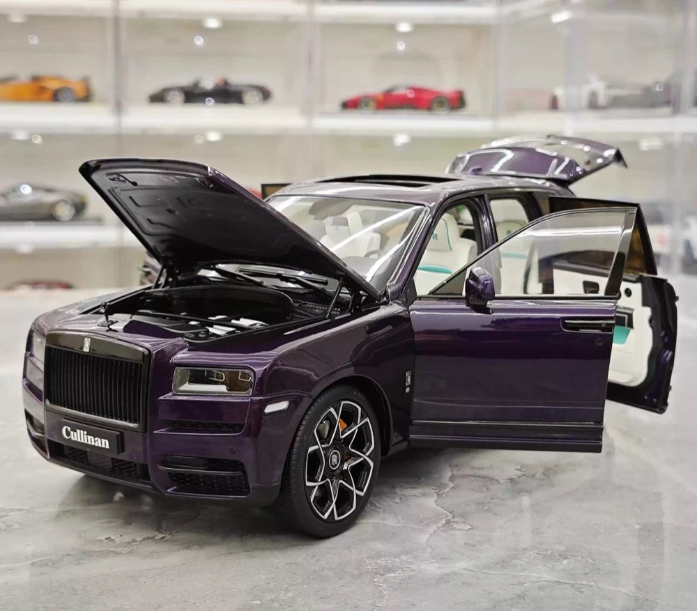 OEM Rolls-Royce 2018 Cullinan Purple 1:18 – Collectible Diecast Model Die-Cast