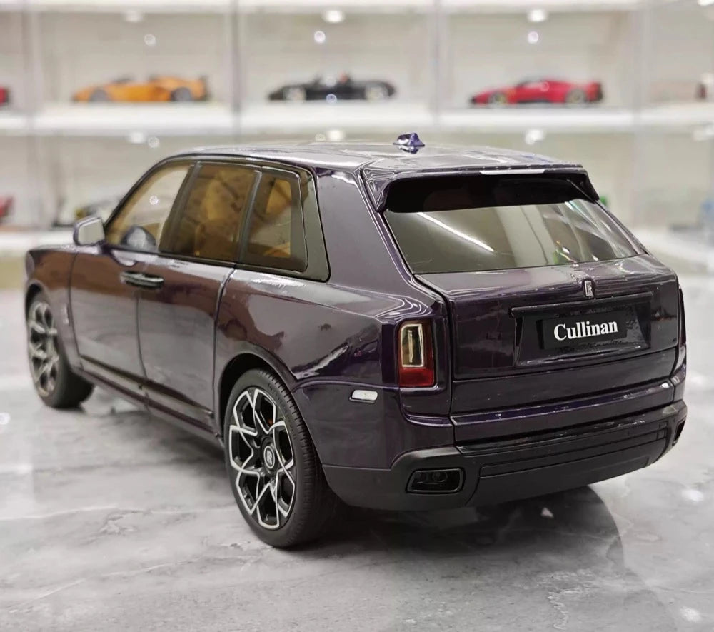 OEM Rolls-Royce 2018 Cullinan Purple 1:18 – Collectible Diecast Model Die-Cast