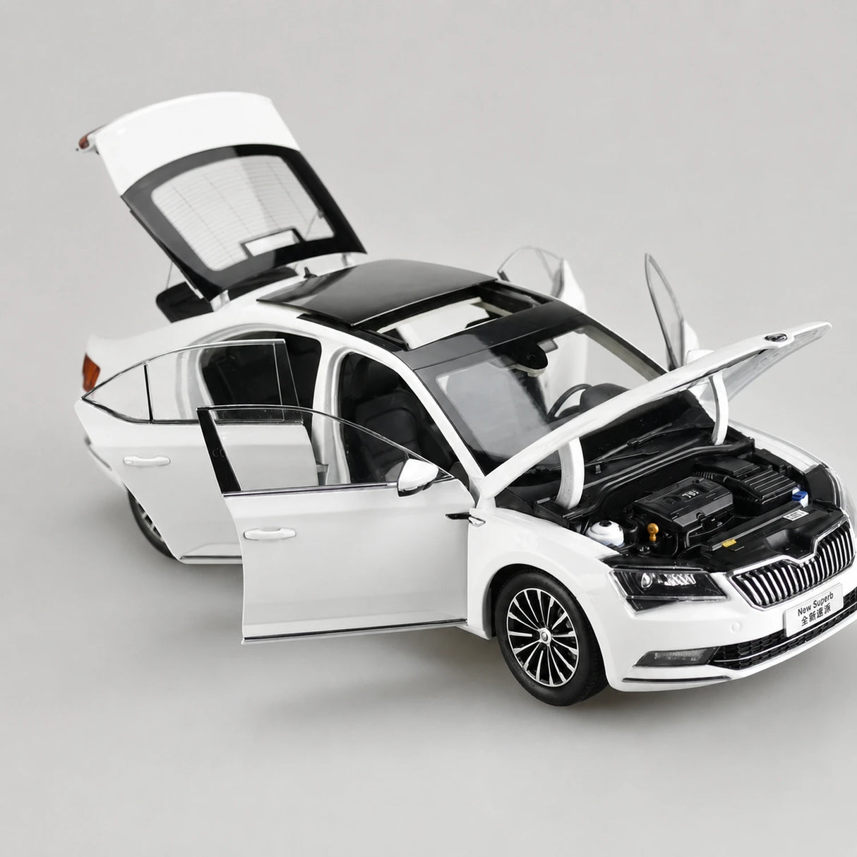 OEM Skoda 2008 Znakomity Biały 1:18 – kolekcjonerski model odlewany