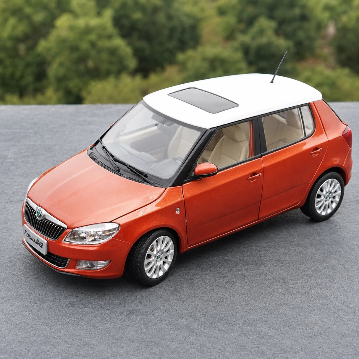 OEM Skoda 2012 Fabia Orange 1:18 – Collectible Diecast Model Die-Cast