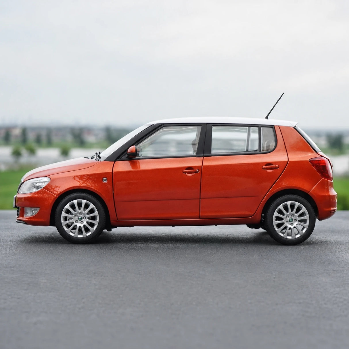 OEM Skoda 2012 Fabia Orange 1:18 – Collectible Diecast Model Die-Cast