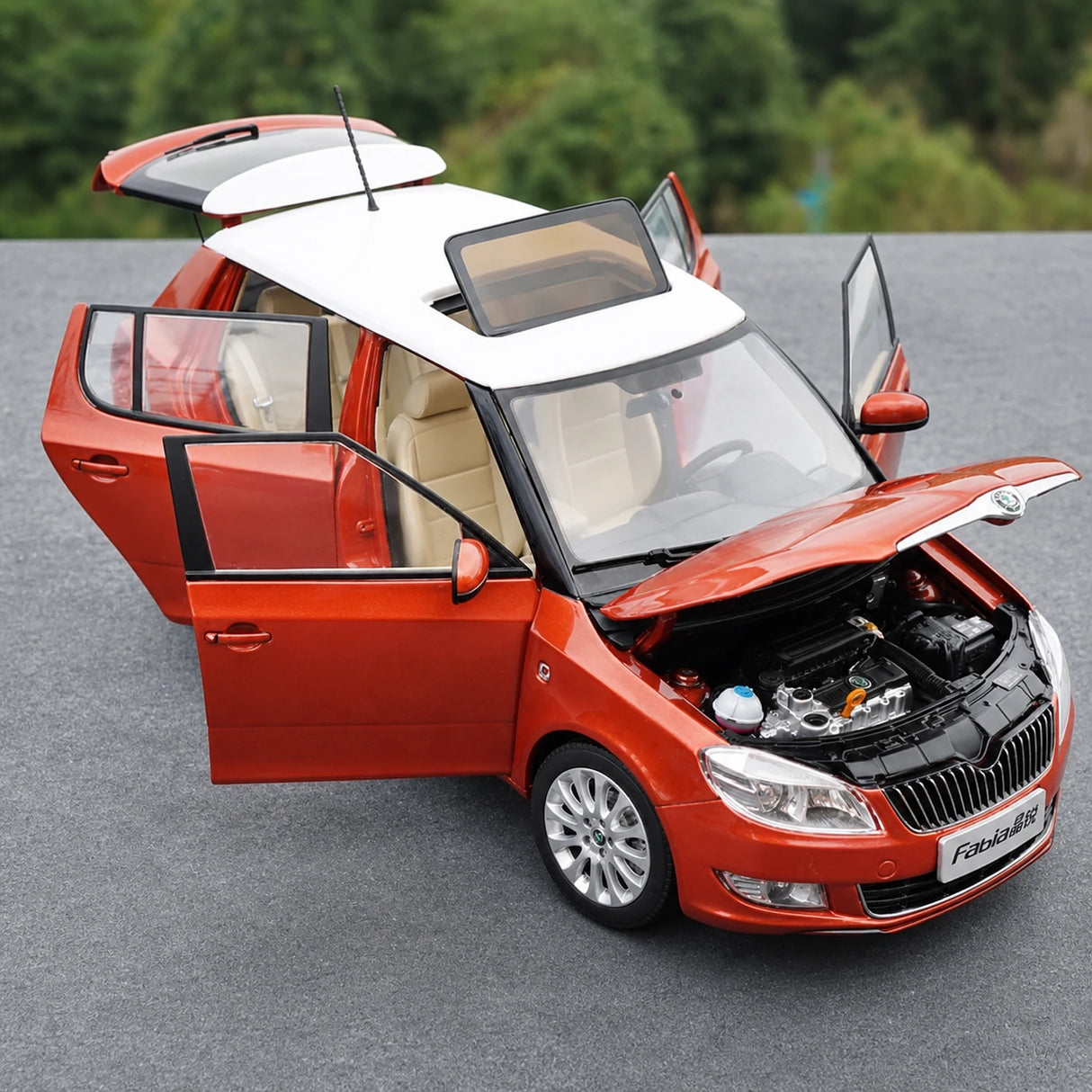 OEM Skoda 2012 Fabia Orange 1:18 – Collectible Diecast Model Die-Cast
