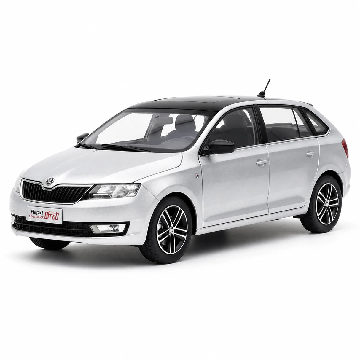 OEM Skoda 2013 Rapid Spaceback Silver 1:18 – Collectible Diecast Model Die-Cast