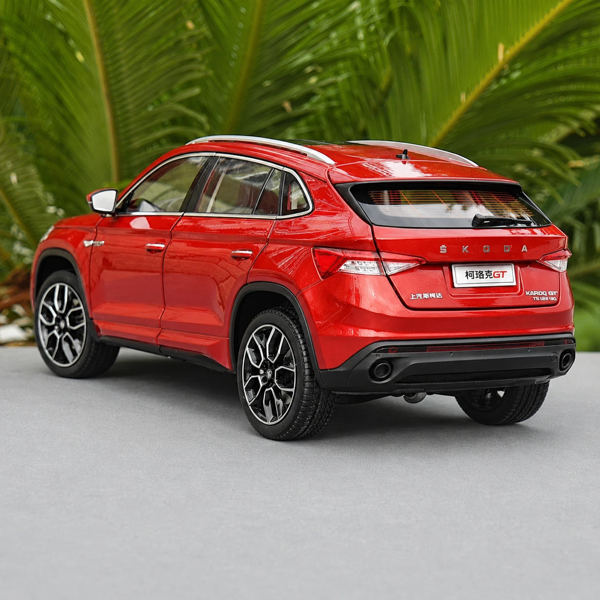 OEM Skoda 2018 Kodiaq GT Red 1:18 – Collectible Diecast Model Die-Cast