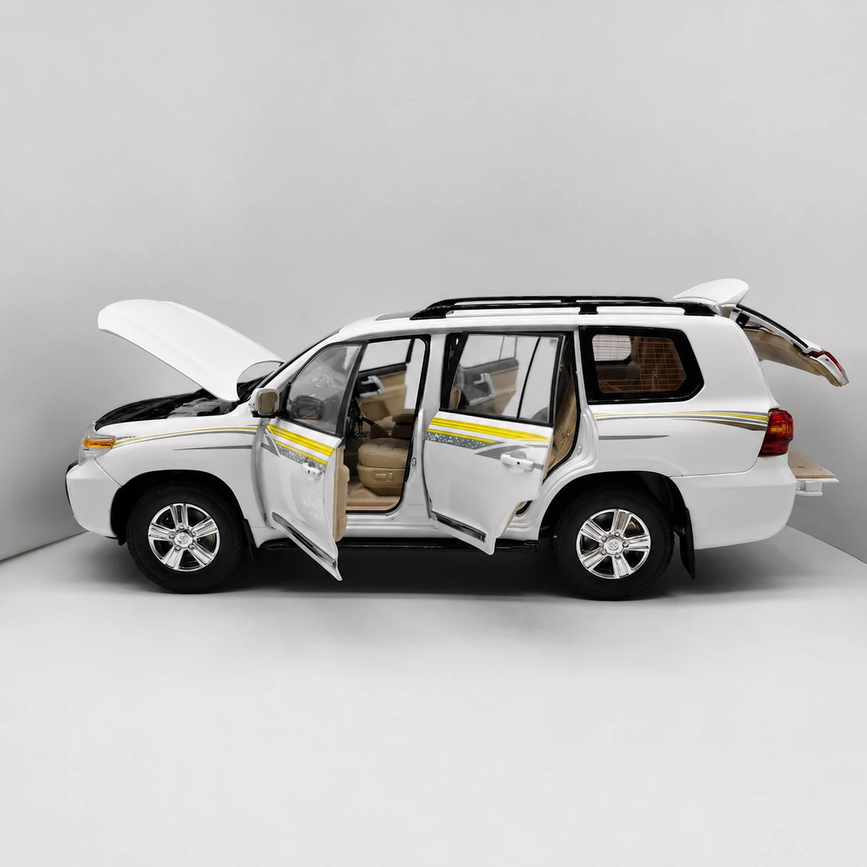 OEM Toyota 2015 Land Cruiser White 1:18 – Sammelobjekt aus Druckguss