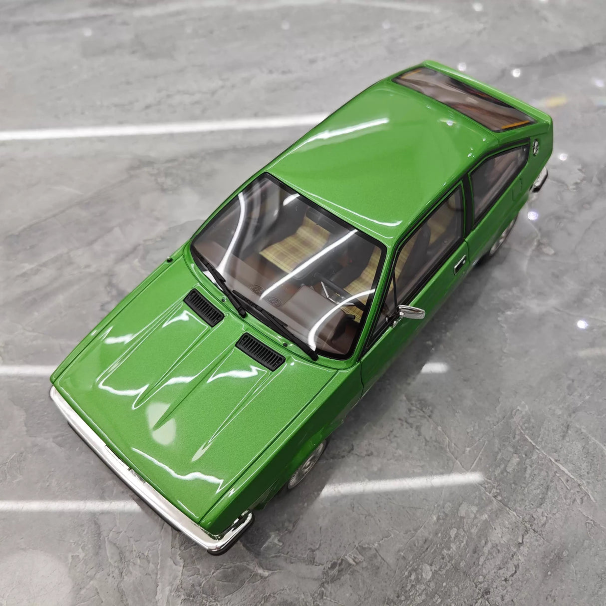 OTTO Alfa Romeo 1976 Alfasud Sprint Green 1:18 – Collectible Resin Model Resin