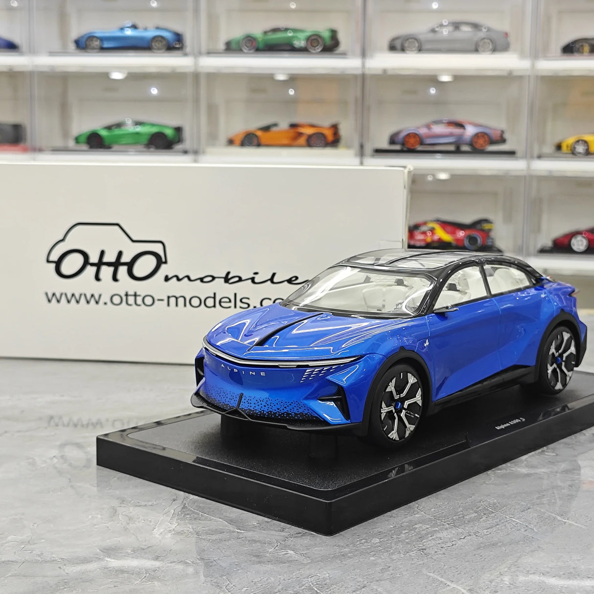 OTTO Alpine 2024 A390 베타 스페큘러 블루 1:18 – 수집용 레진 모델 레진
