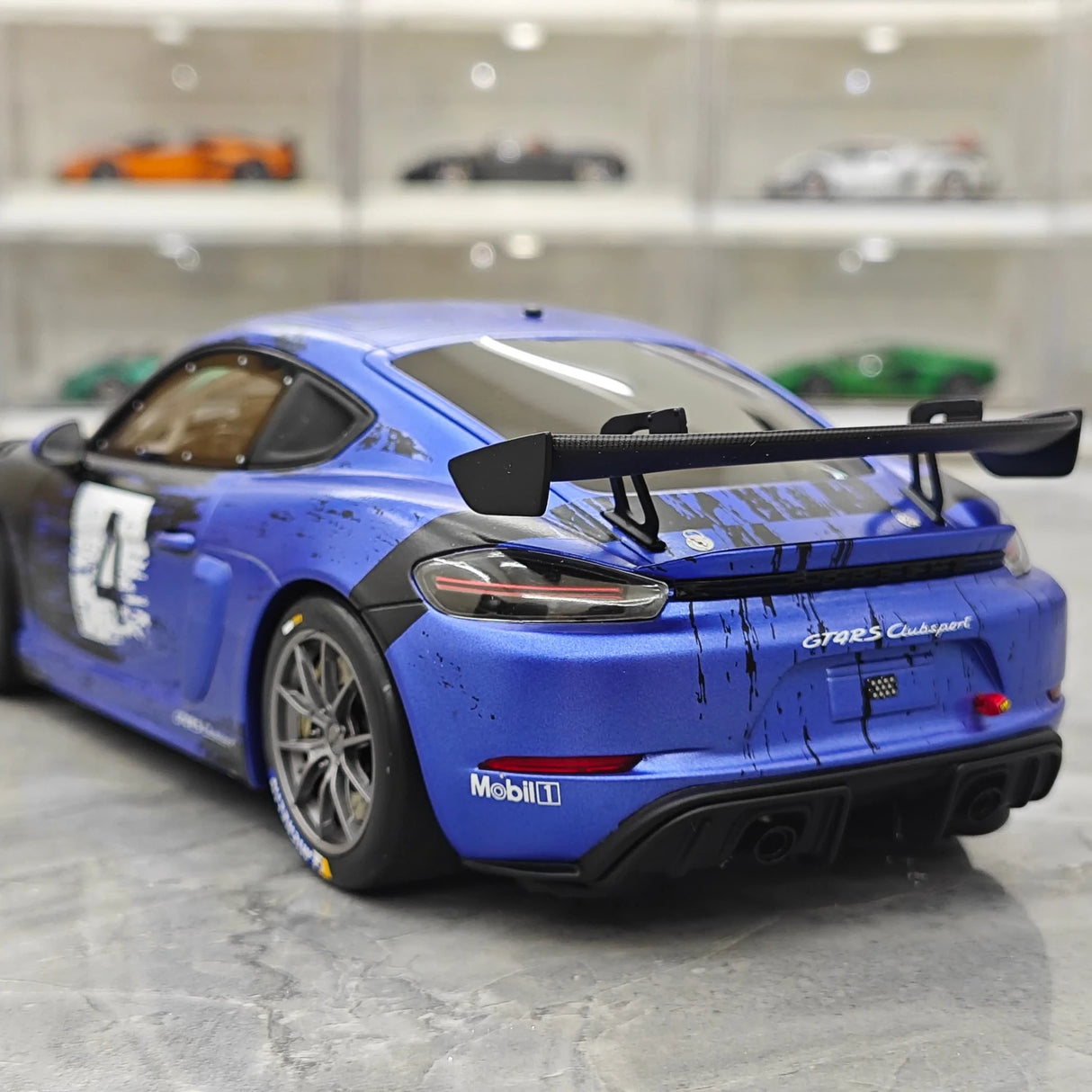 1:18 Porsche 2021 718 Cayman GT4 RS Clubsport #4 model car by OTTO - view 6