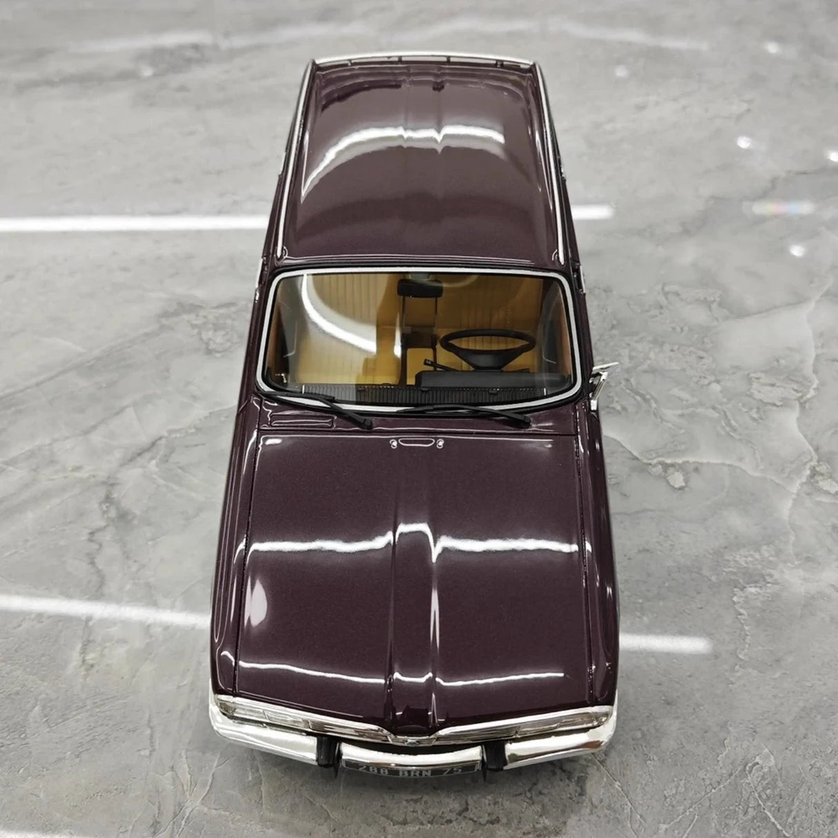 OTTO Renault 1974 16 TX Wine 1:18 – Resina Modelo de Resina de Coleção