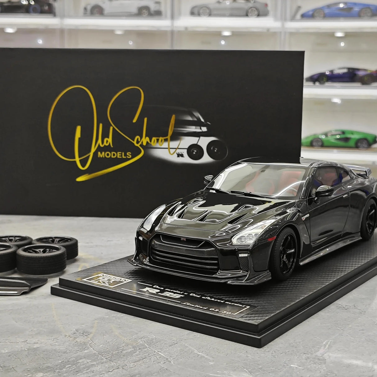 نموذج واحد Nissan 2007 GT-R R35 بلاك 1:18 – راتنج نموذجي قابل للجمع