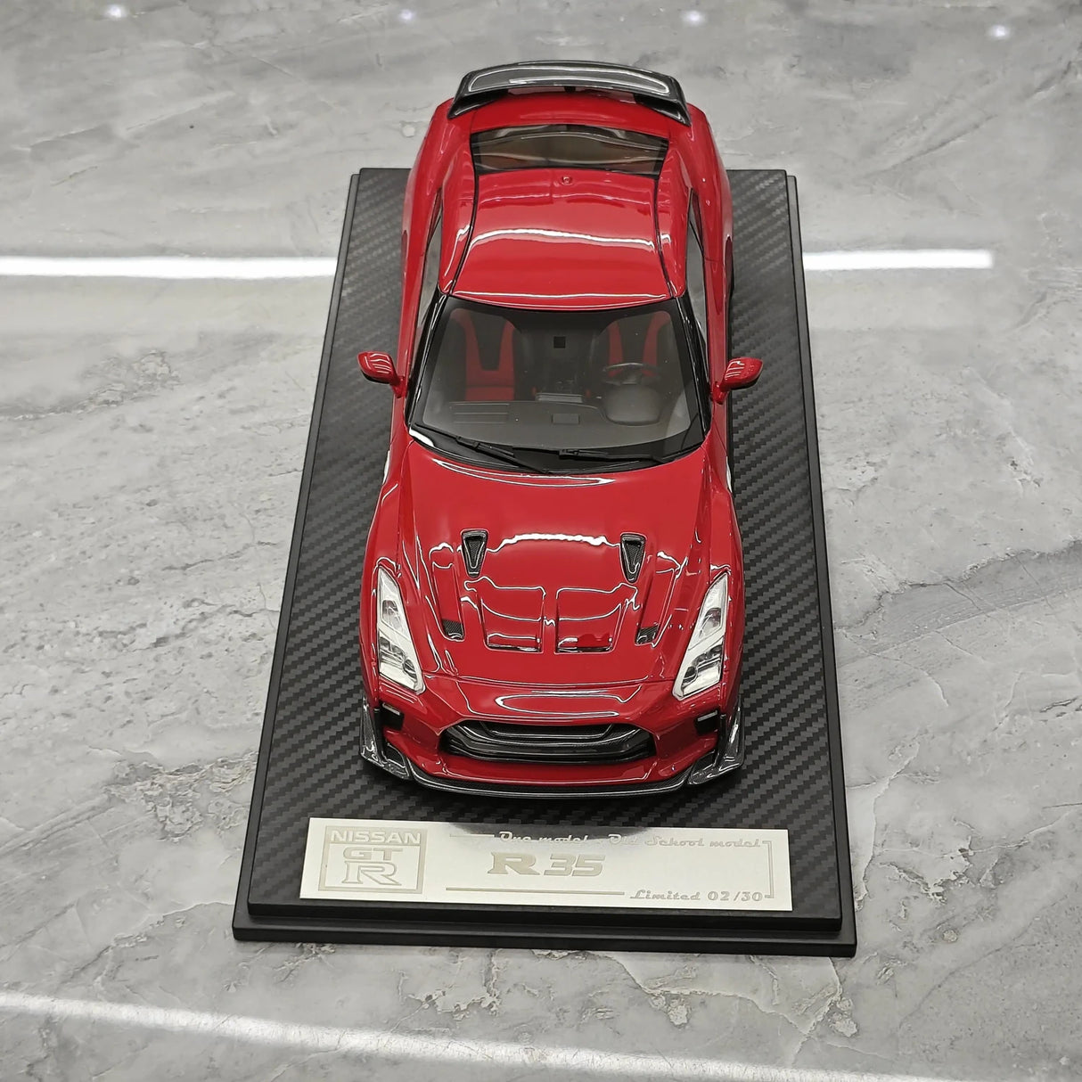 One Model Nissan 2007 GT-R R35 Red 1:18 – Collectible Resin Model Resin