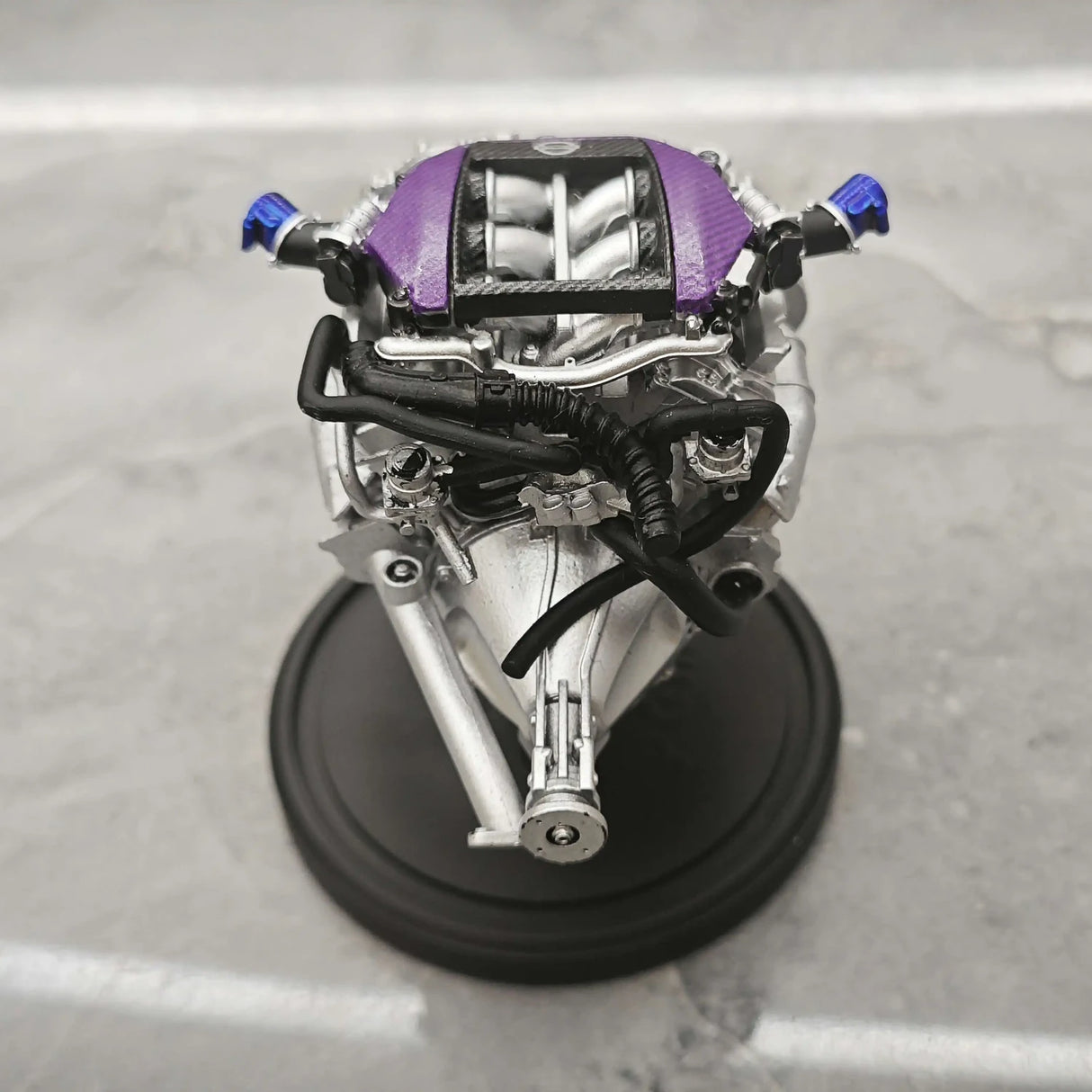 PGM Nissan 2007 GT-R R35 LB ووركس بنفسجي 1:18 – نموذج معدني قابل للجمع من القالب المصبوب