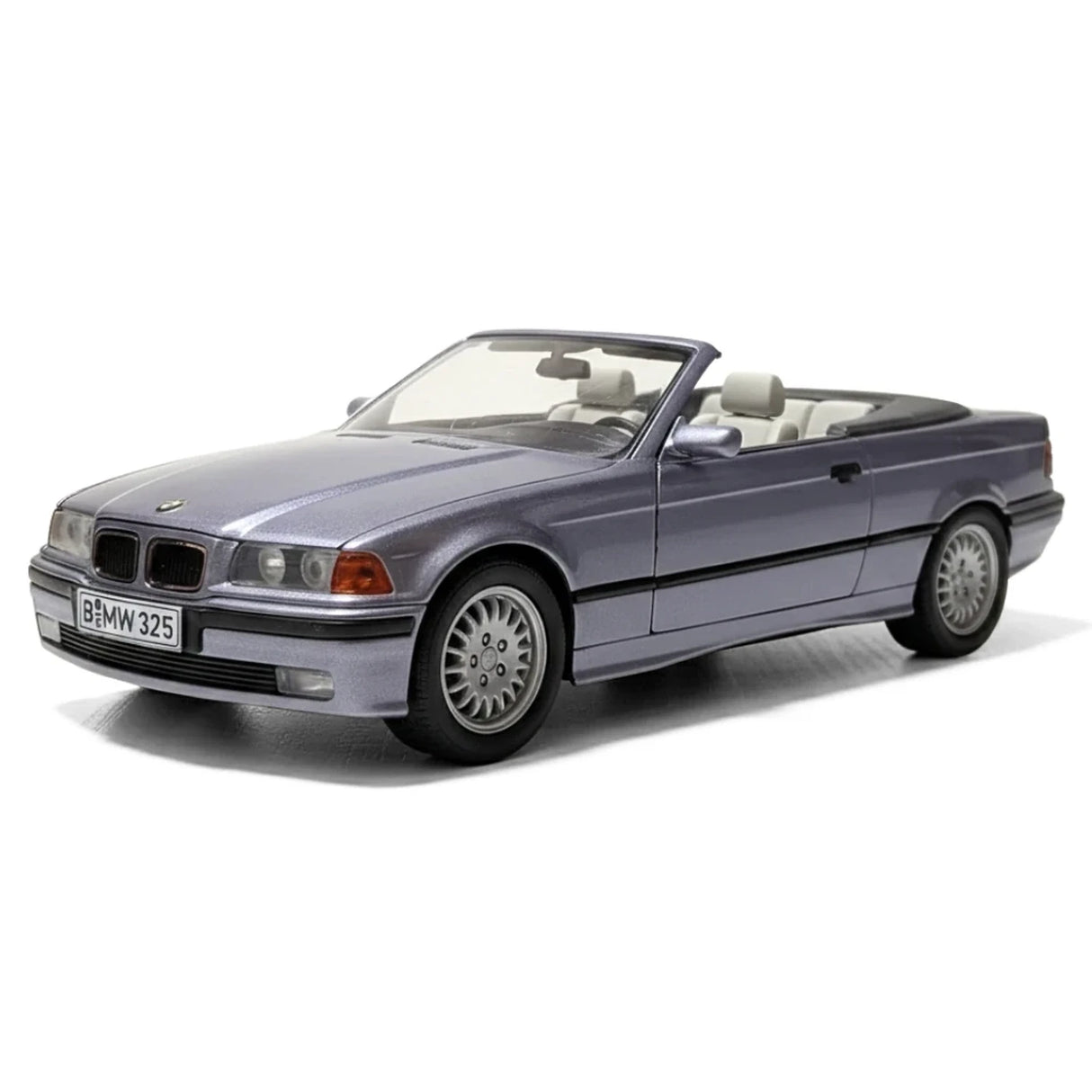 Schabak BMW 1995 E36 325 Cabrio Blue 1:24 – kolekcjonerski model odlewany z odlewu