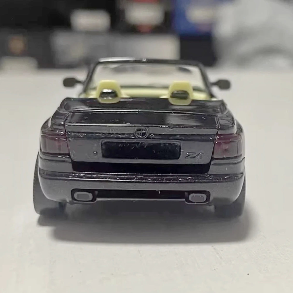 Schabak BMW 1989 E30 Z1 Black 1:43 – Collectible Diecast Model Die-Cast