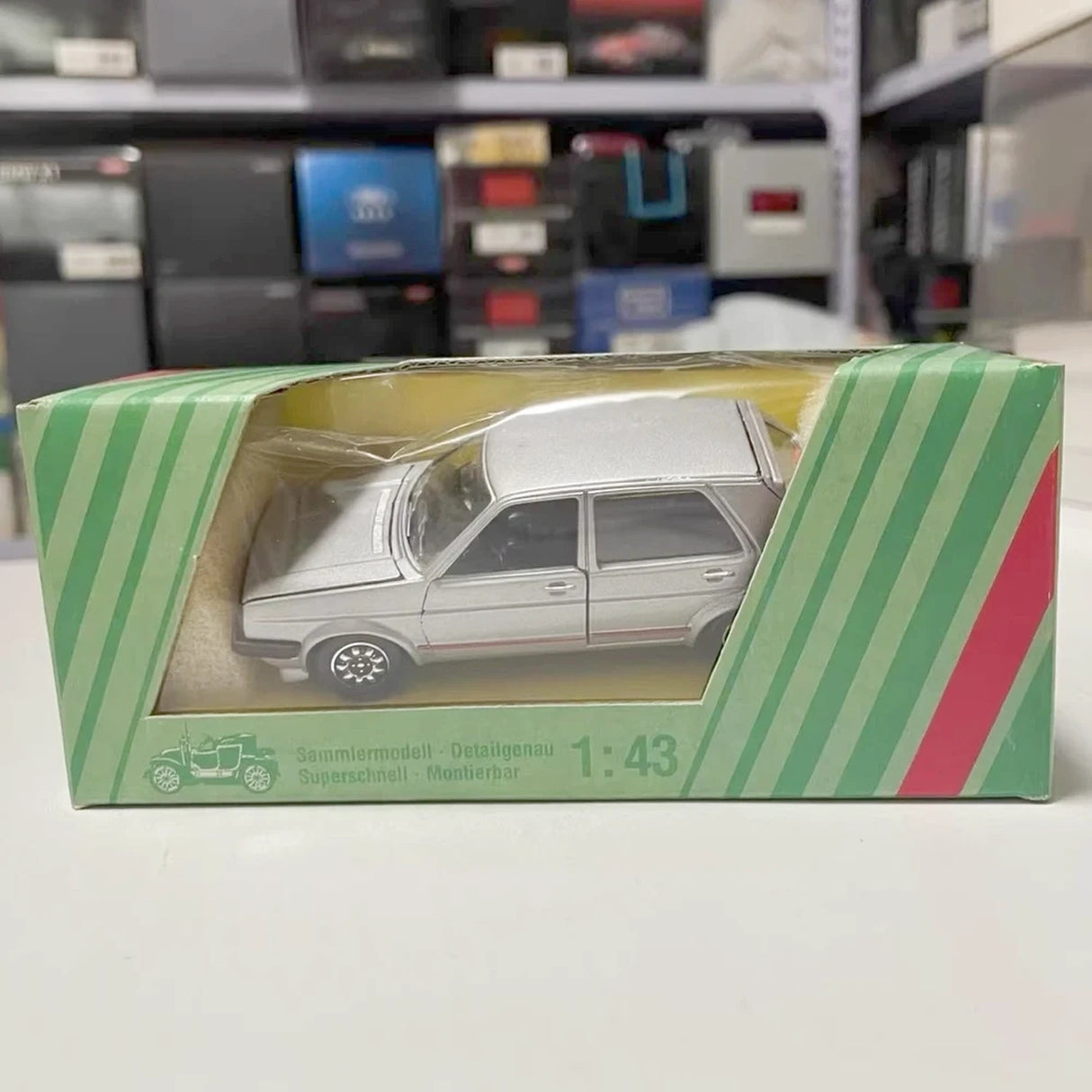 Schabak Volkswagen 1985 Golf GTI MK2 Silver 1:43 – Collectible Diecast Model Die-Cast
