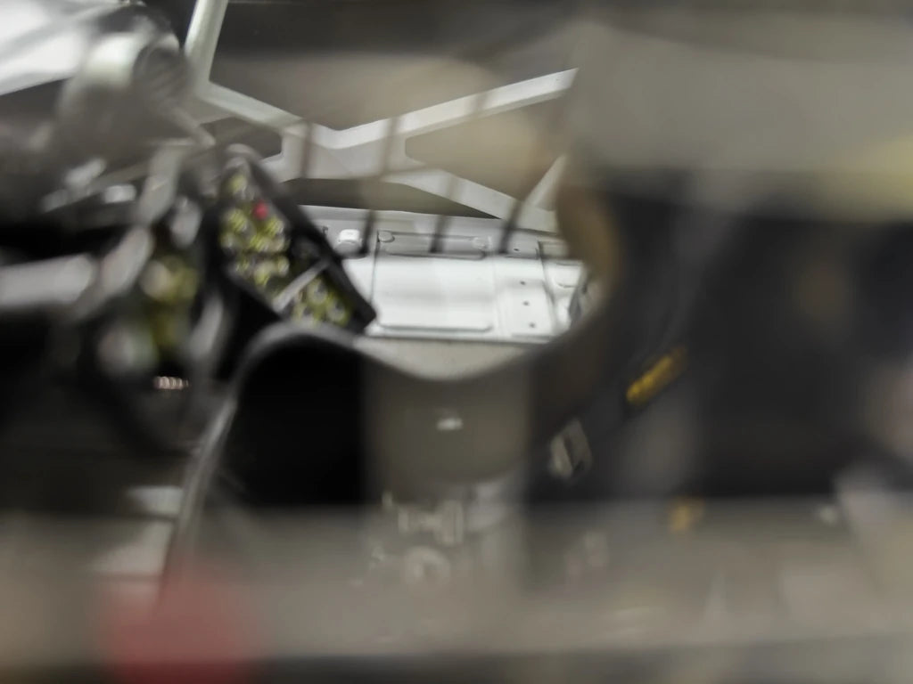 Audi 2025 R8 LMS GT3 EVO II #8 1:18 modello collezionabile in resina Nurburgring 24h di Spark - vista 12