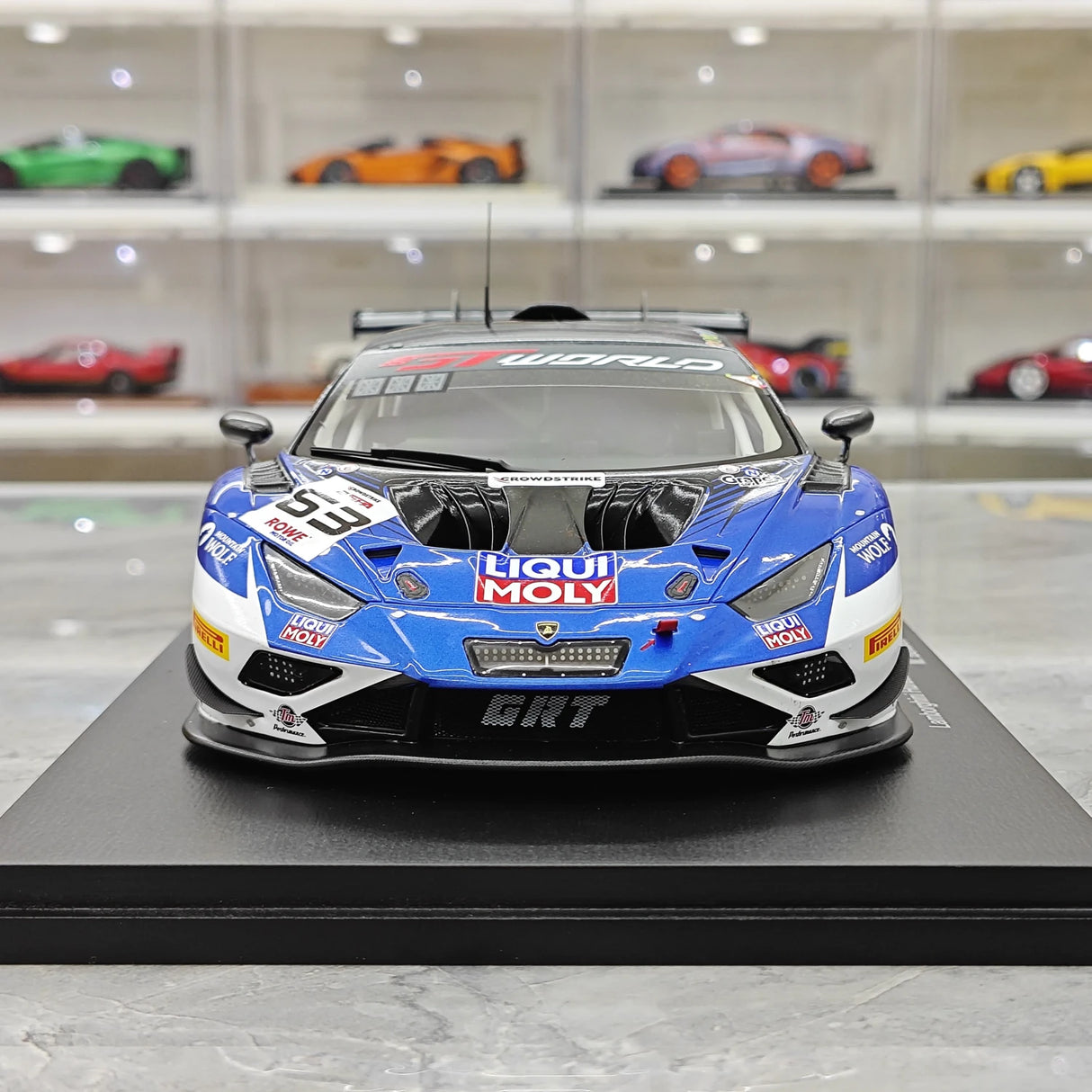 Lamborghini 2025 Huracan GT3 EVO2 #63 1:18 Voittaja 24h Spa -hartsikeräilymalli Spark :ltä – näytä 1