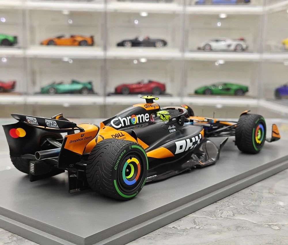 1:18 McLaren 2025 MCL39 #4 Australian GP Winner model car by Spark - view 8