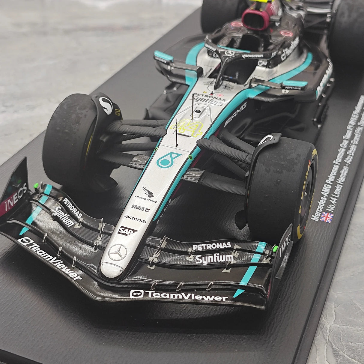 1:18 Mercedes–AMG 2024 F1 W15 E Performance #44 Abu Dhabi GP Lewis Hamilton F1 Resin-Modell von Spark – siehe 11