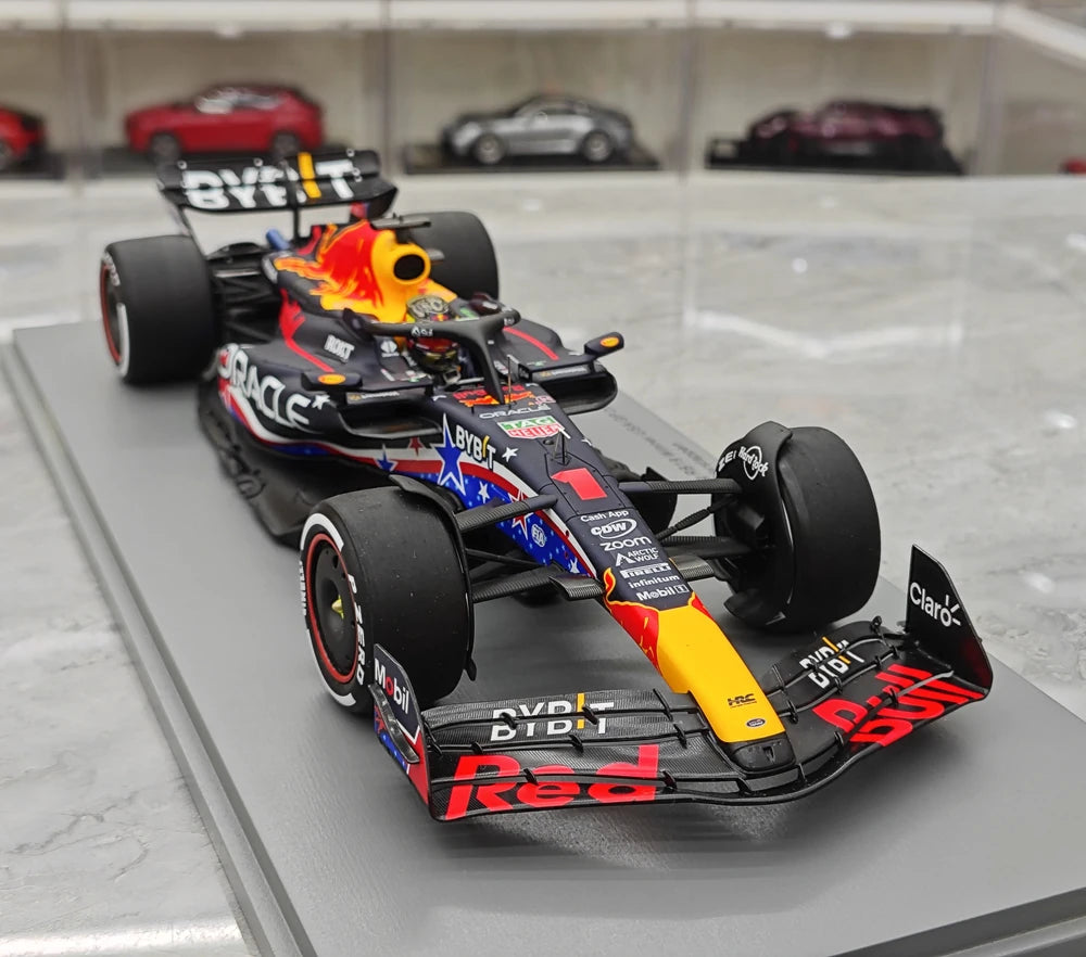 1:18 Rot Bull 2023 RB19 #1 United States GP Austin Modellauto by Spark - view 10
