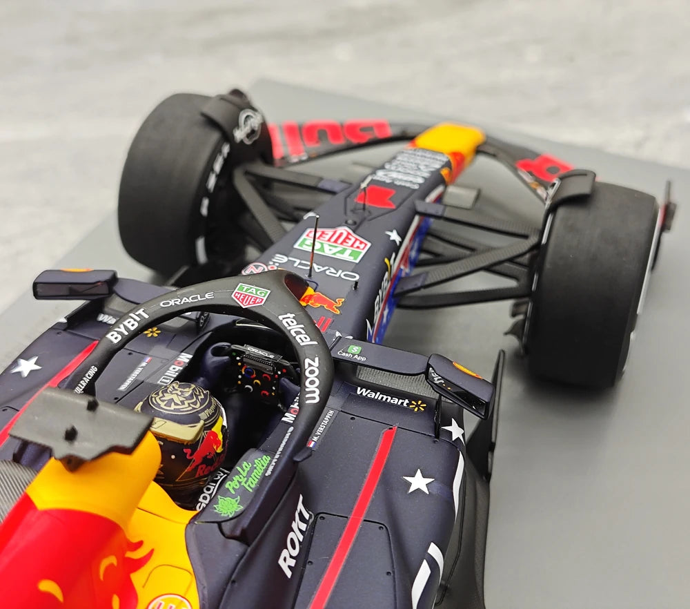 1:18 Rot Bull 2023 RB19 #1 United States GP Austin Modellauto by Spark - view 13