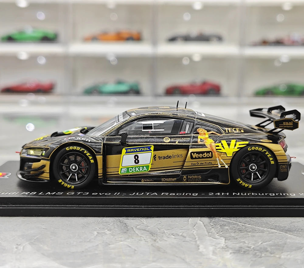 1:43 Audi 2025 R8 LMS GT3 EVO II #8 24h Nurburgring model car by Spark - view 5