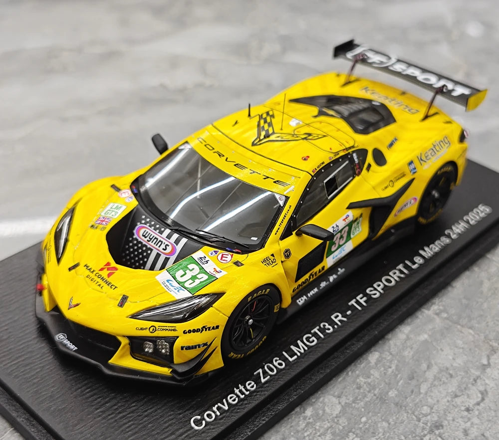 1:43 Chevrolet 2025 Corvette Z06 GT3.R #33 24h Le Mans model car by Spark - view 4