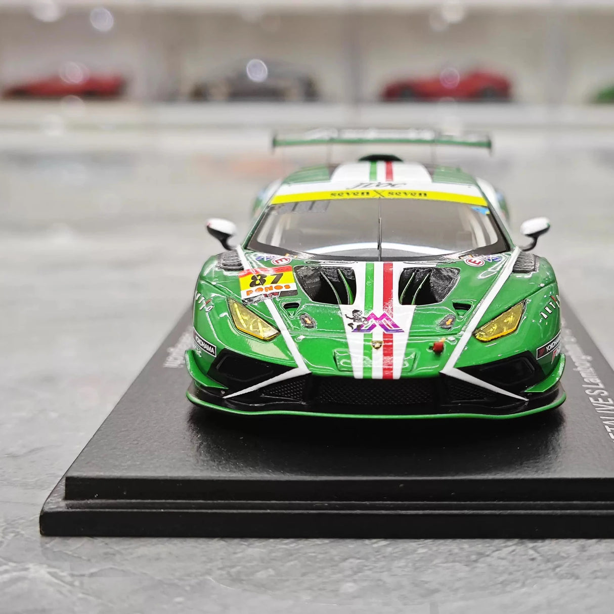 Lamborghini 2025 Huracan GT3 #87 1:43 Super GT resin collectible model by Spark - view 1