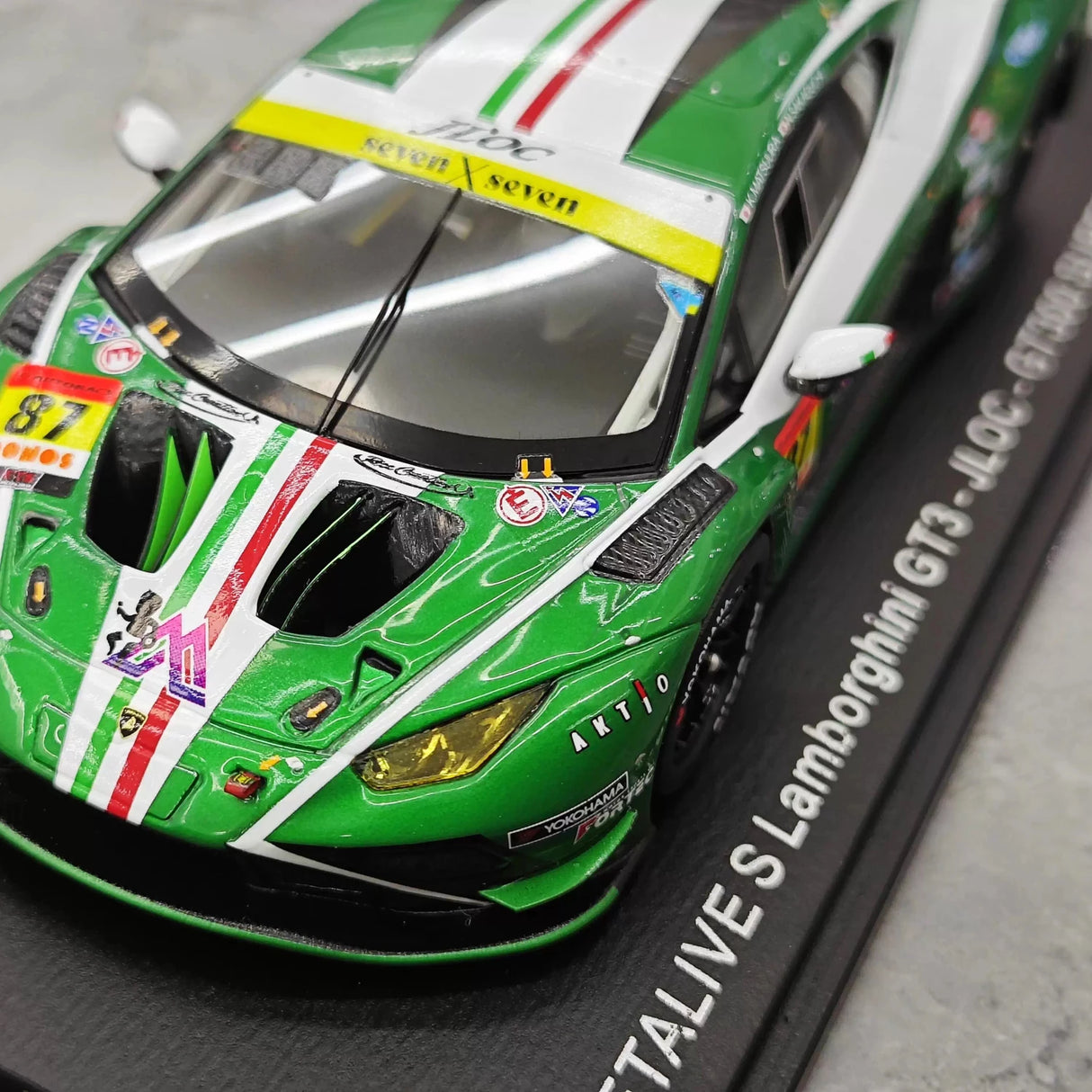 Lamborghini 2025 Huracan GT3 #87 1:43 Super GT resin collectible model by Spark - view 12