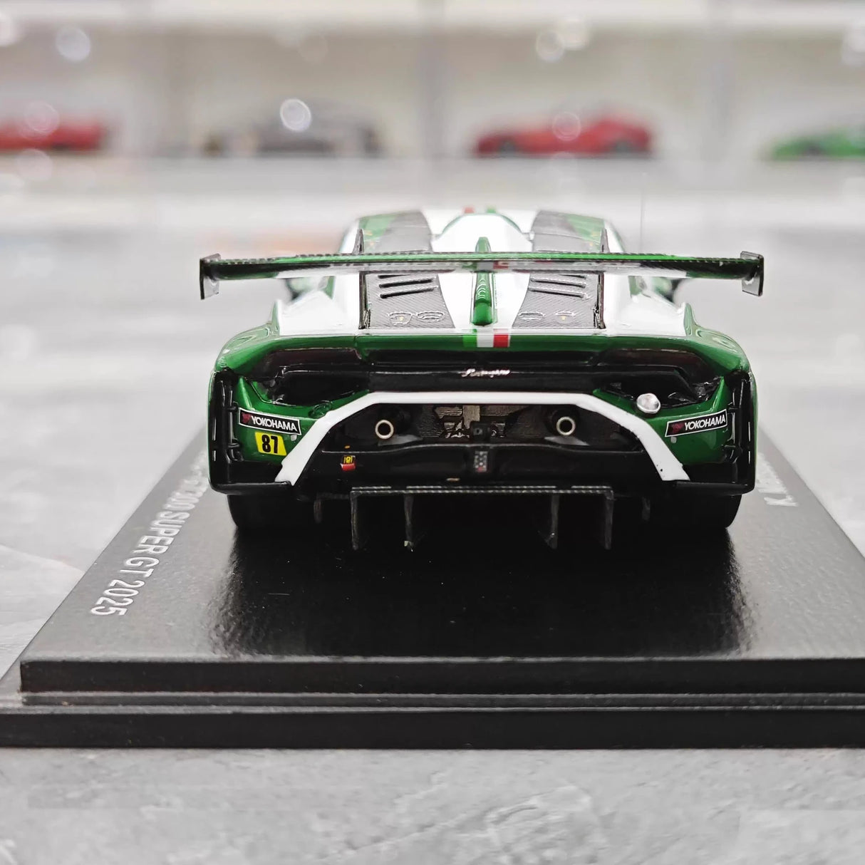 Lamborghini 2025 Huracan GT3 #87 1:43 Super GT resin collectible model by Spark - view 7