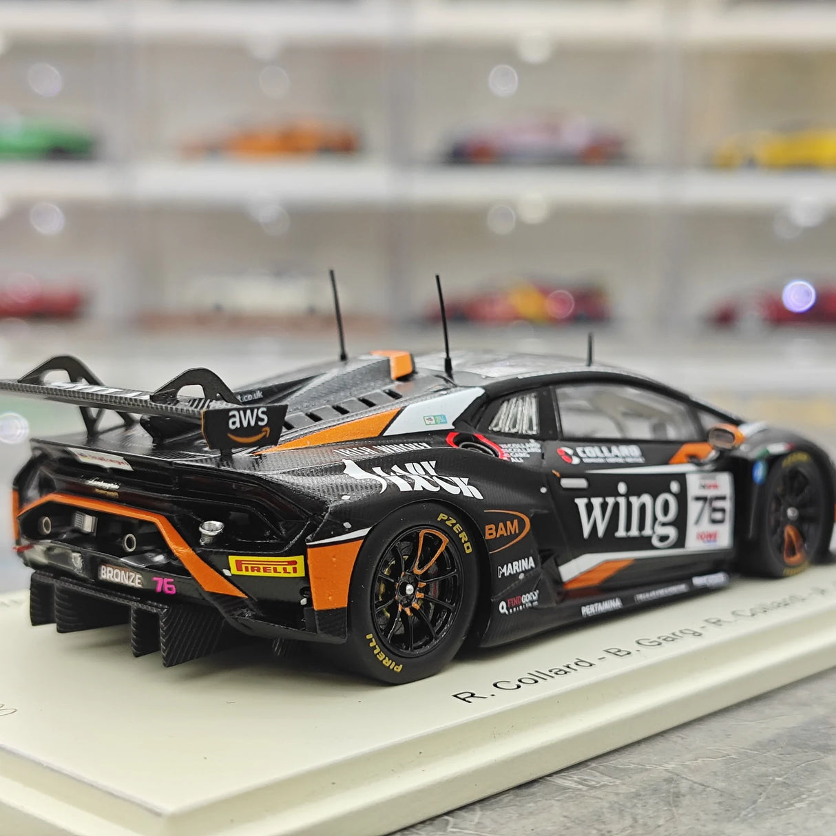 Lamborghini 2025 Spark 2 Huracan GT3 EVO Barwell Motorsport #76 1:43 レジンコレクターズモデル - ビュー8