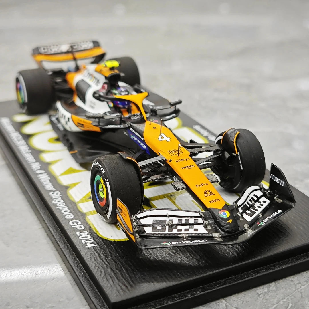 1:43 McLaren 2024 MCL38 #4 Singapore GP Lando Norris F1 model car by Spark - view 10
