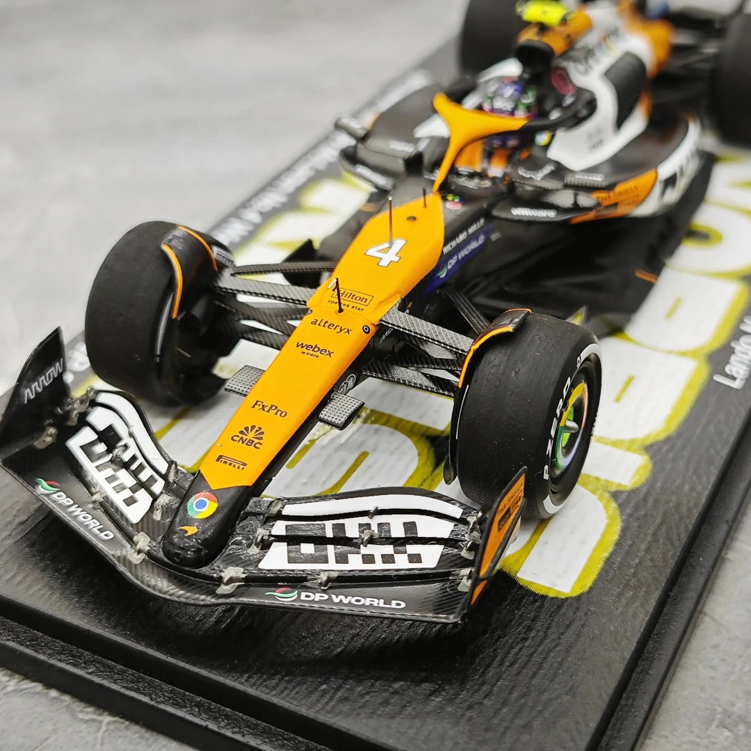 1:43 McLaren 2024 MCL38 #4 Singapore GP Lando Norris F1 model car by Spark - view 11
