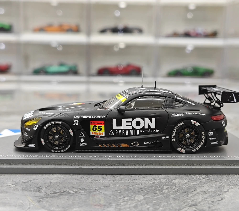 1:43 Mercedes 2025 AMG K2 #65 Super GT model car by Spark - view 5