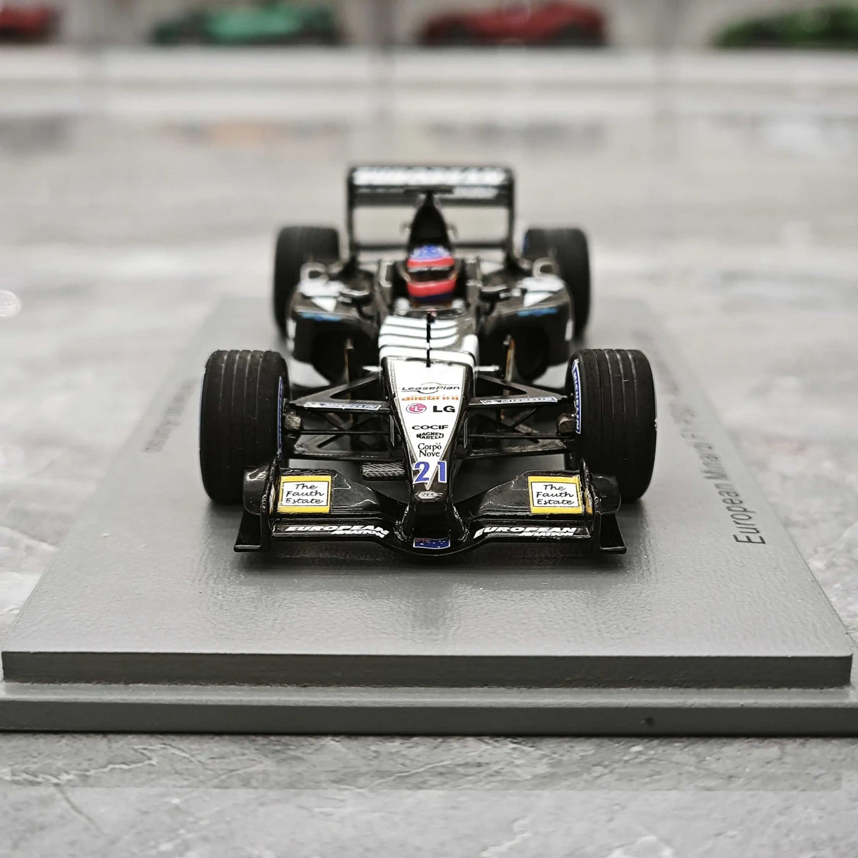 1:43 ميناردي 2001 PS01 #21 أسترالي GP فرناندو ألونسو F1 سيارة موديل راتنج من إنتاج Spark - عرض 1