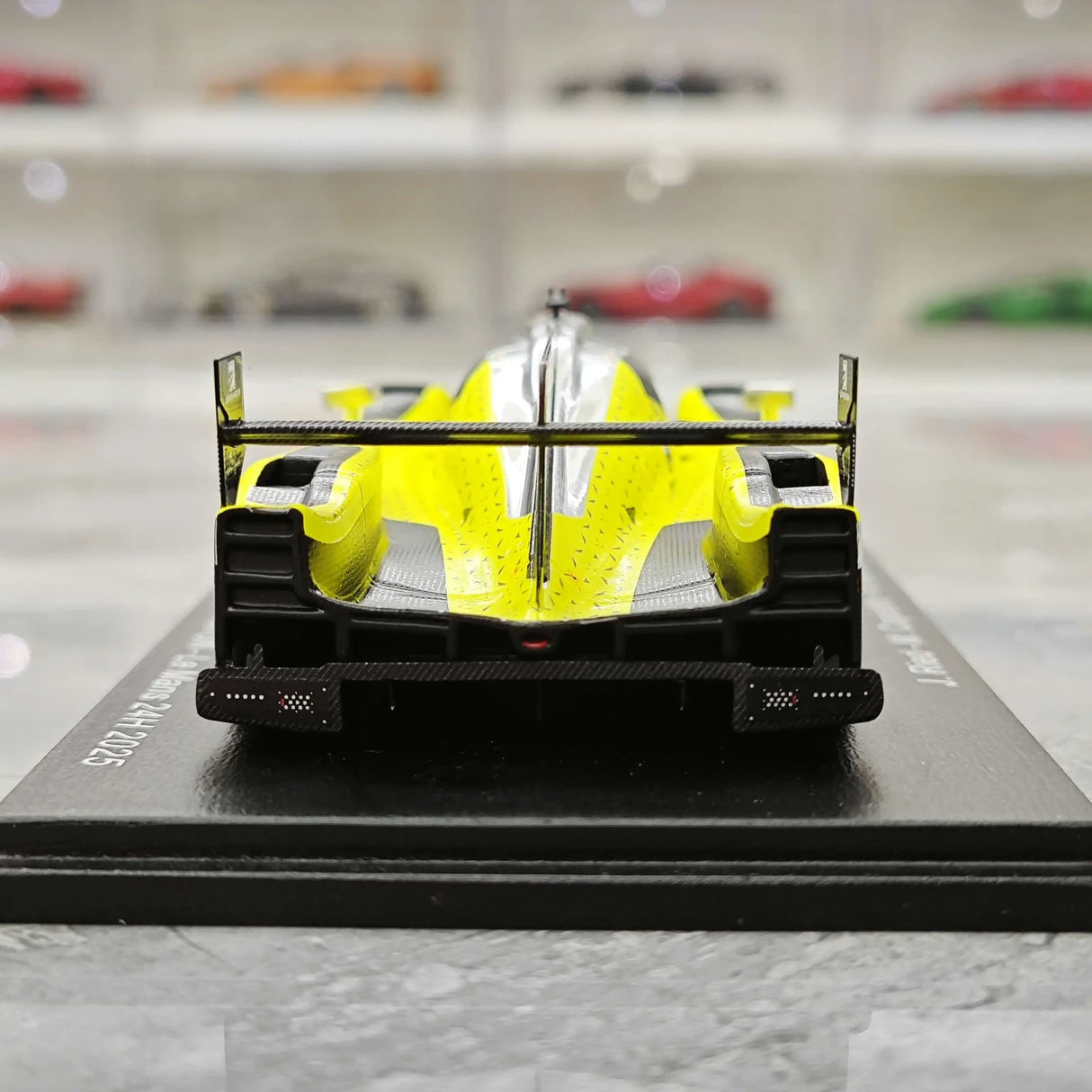 1:43 Oreca 2025 07-Gibson #9 Le Mans model car by Spark - view 7