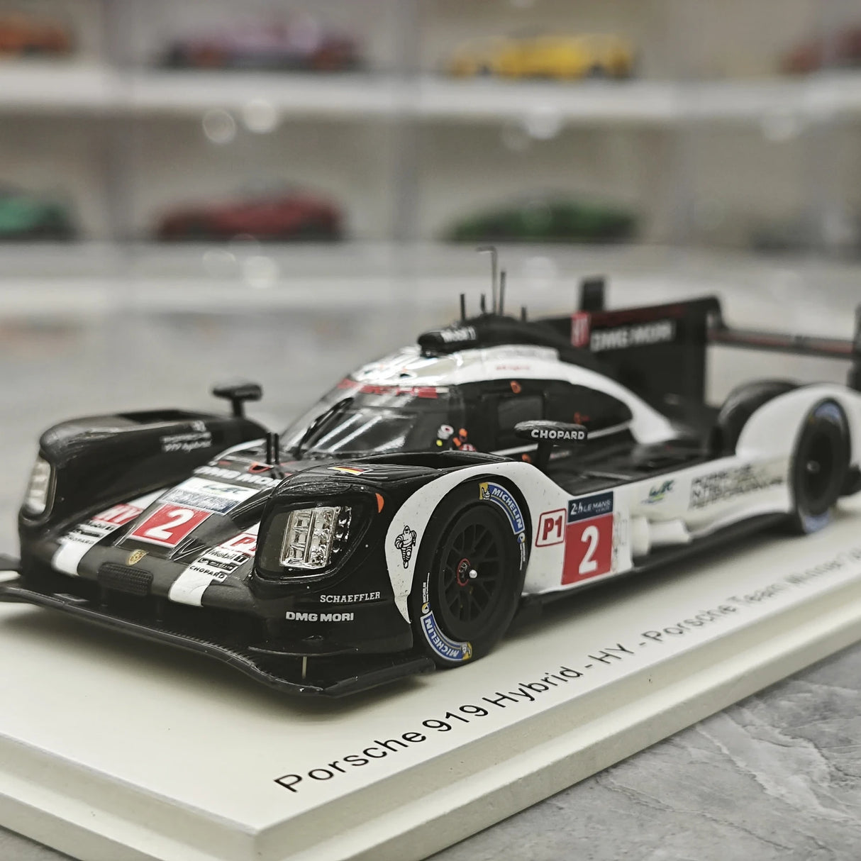 1:43 Porsche 2016 919 Hybrid #2 Voittaja 24h Le Mans -malliauto Spark - näytä 3