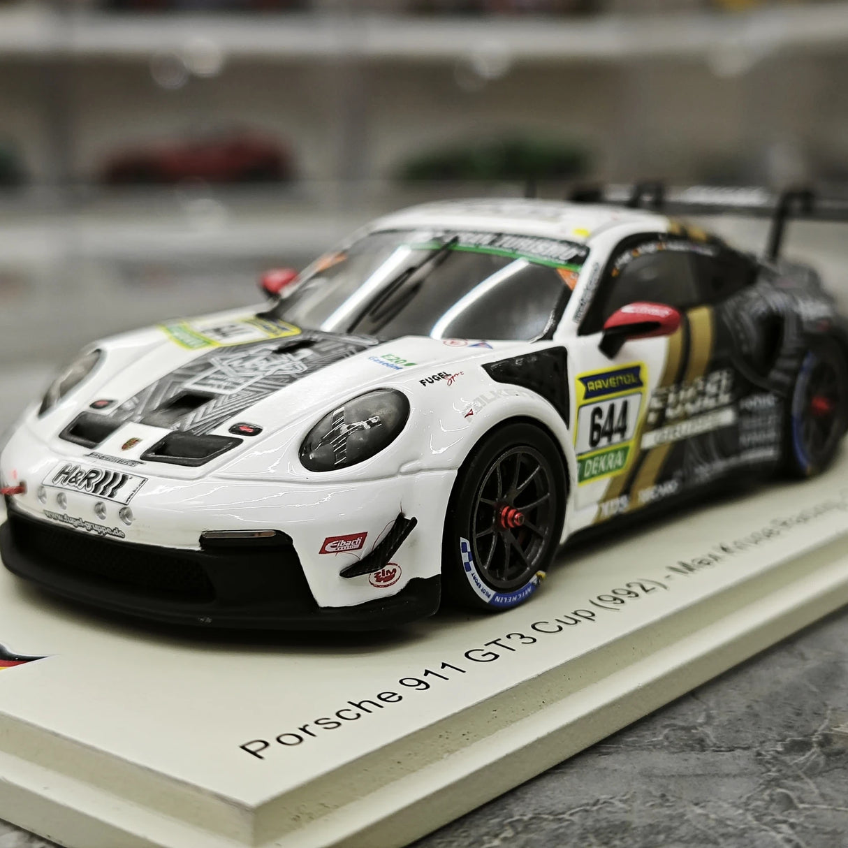 1:43 Porsche 2025 911 GT3 Cup 992 #644 Max Kruse Racingin 24h Nürburgringin malliauto Spark - view 3