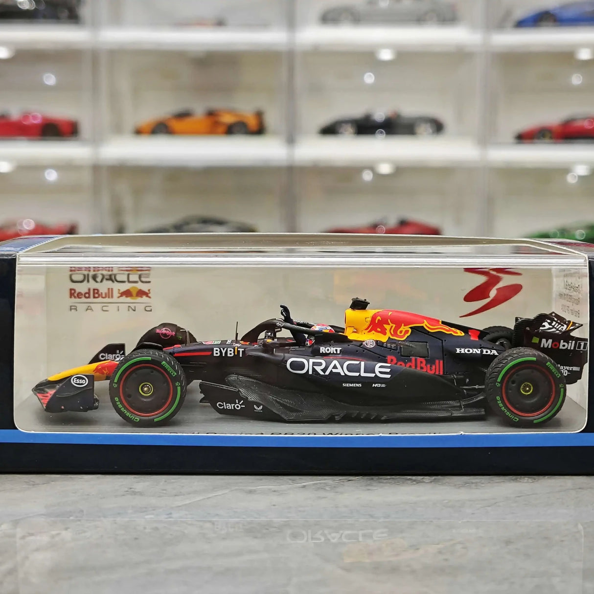 1:43 Red Bull 2024 RB20 #1 Brazilian GP Max Verstappen F1 resin model car by Spark - view 15