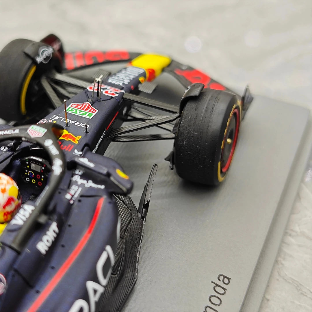 1:43 Red Bull 2025 RB21 #22 Imola GP Yuki Tsunoda F1 resin model car by Spark - view 13